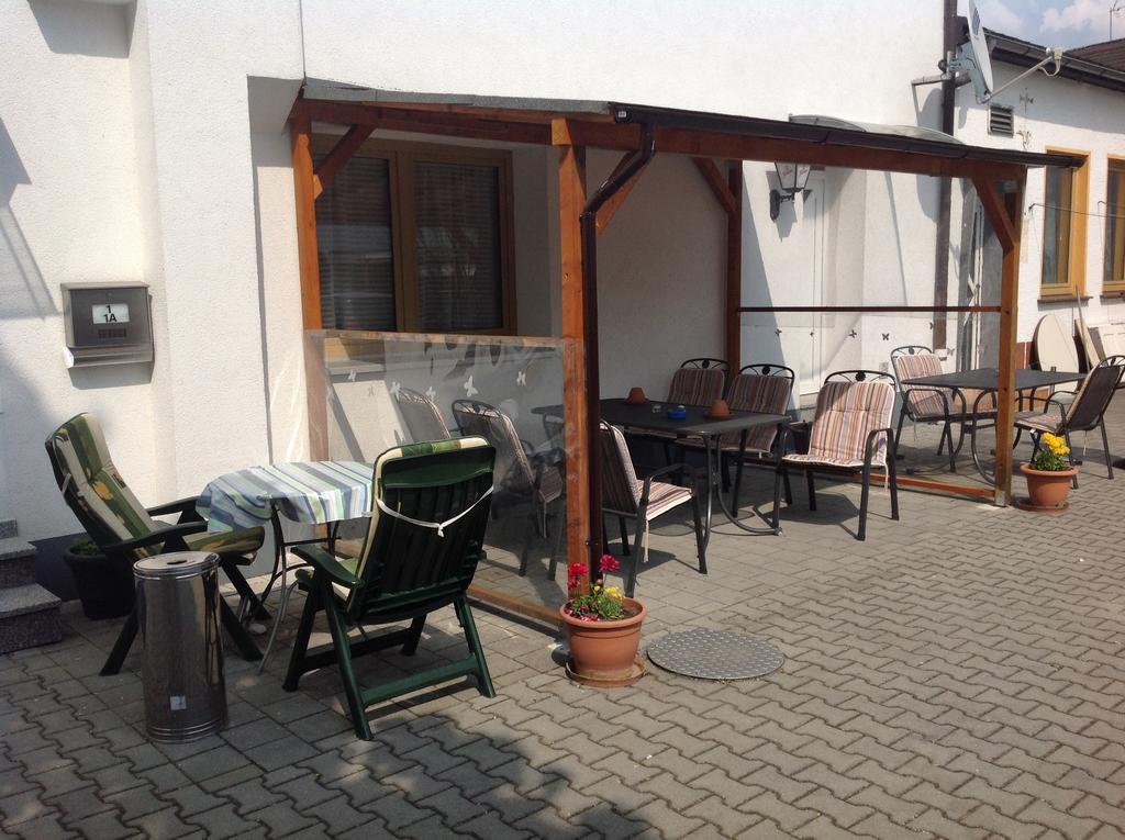 Pension Lindengarten Нюрнберг Экстерьер фото