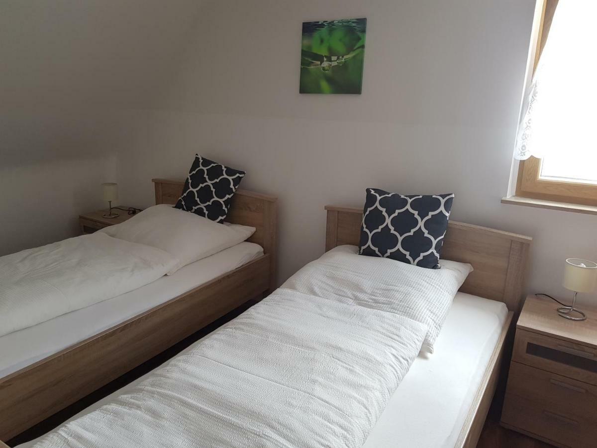 Pension Lindengarten Нюрнберг Экстерьер фото