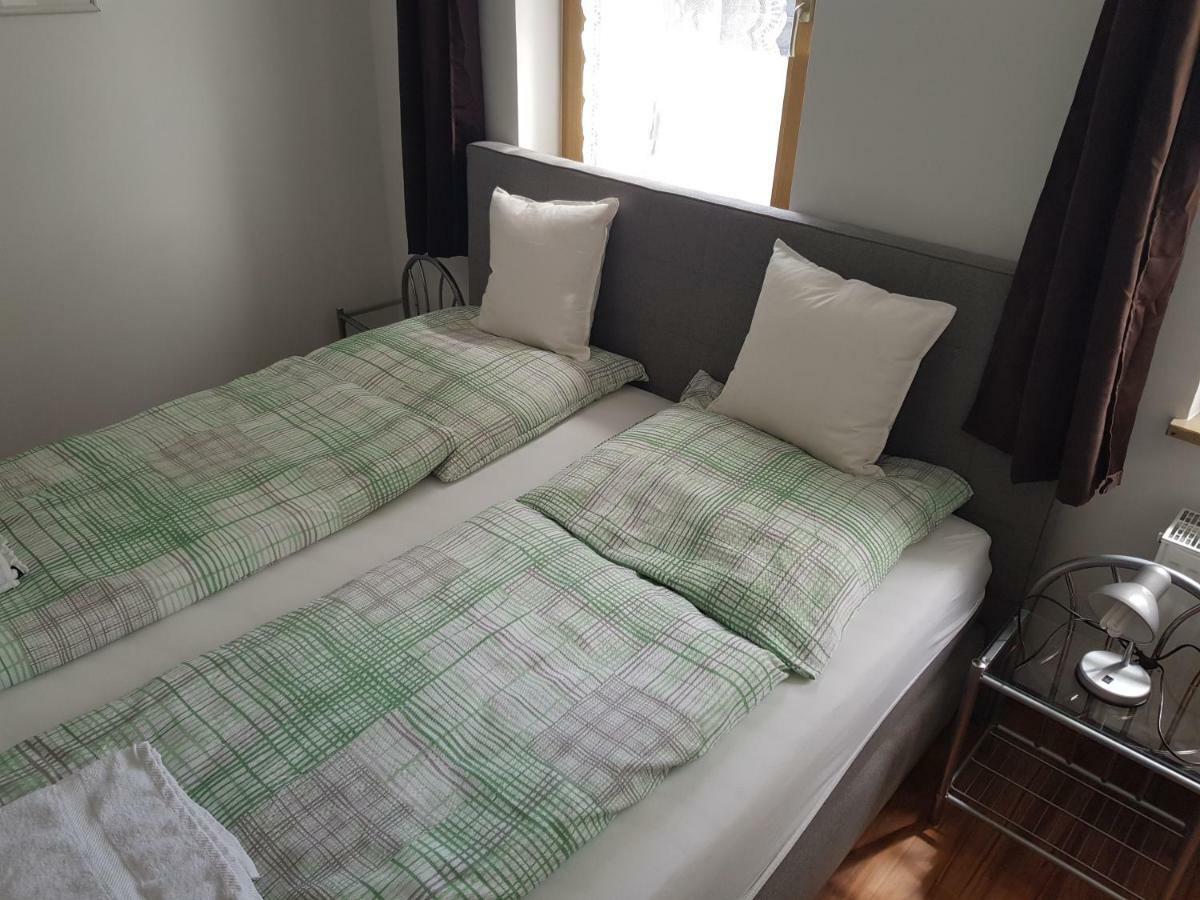 Pension Lindengarten Нюрнберг Экстерьер фото