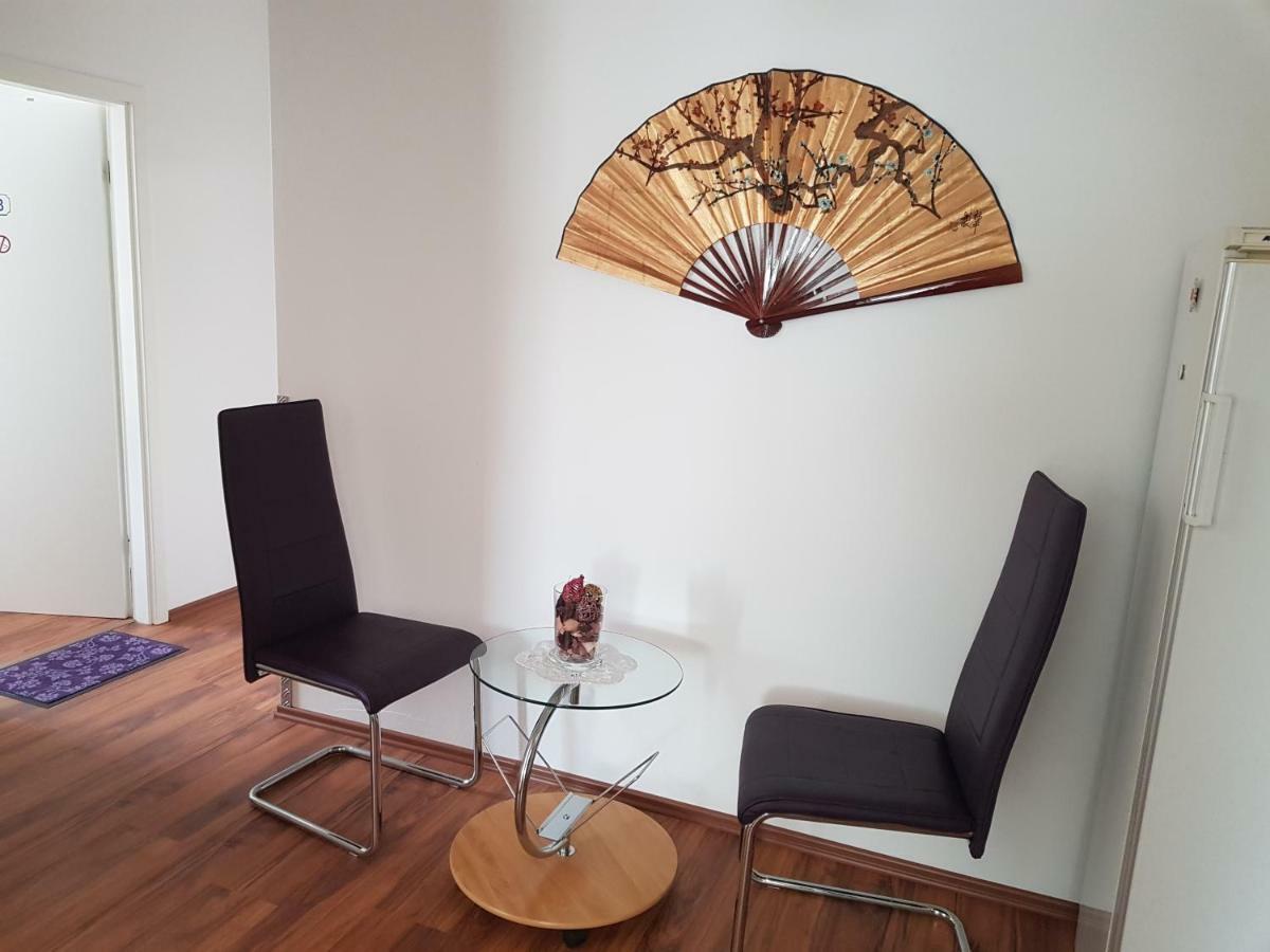 Pension Lindengarten Нюрнберг Экстерьер фото