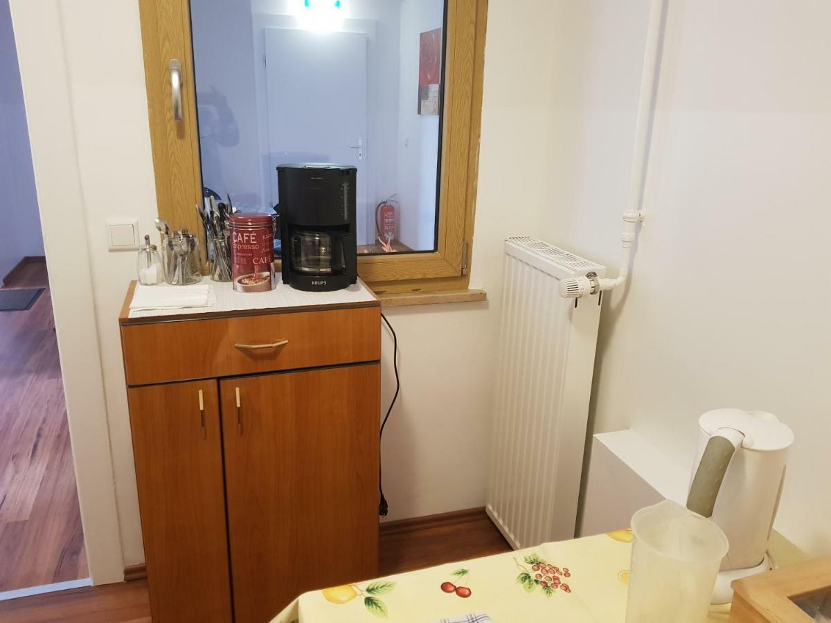 Pension Lindengarten Нюрнберг Экстерьер фото